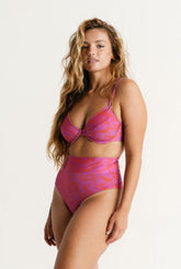 ANNA HOT DELTA COM COS