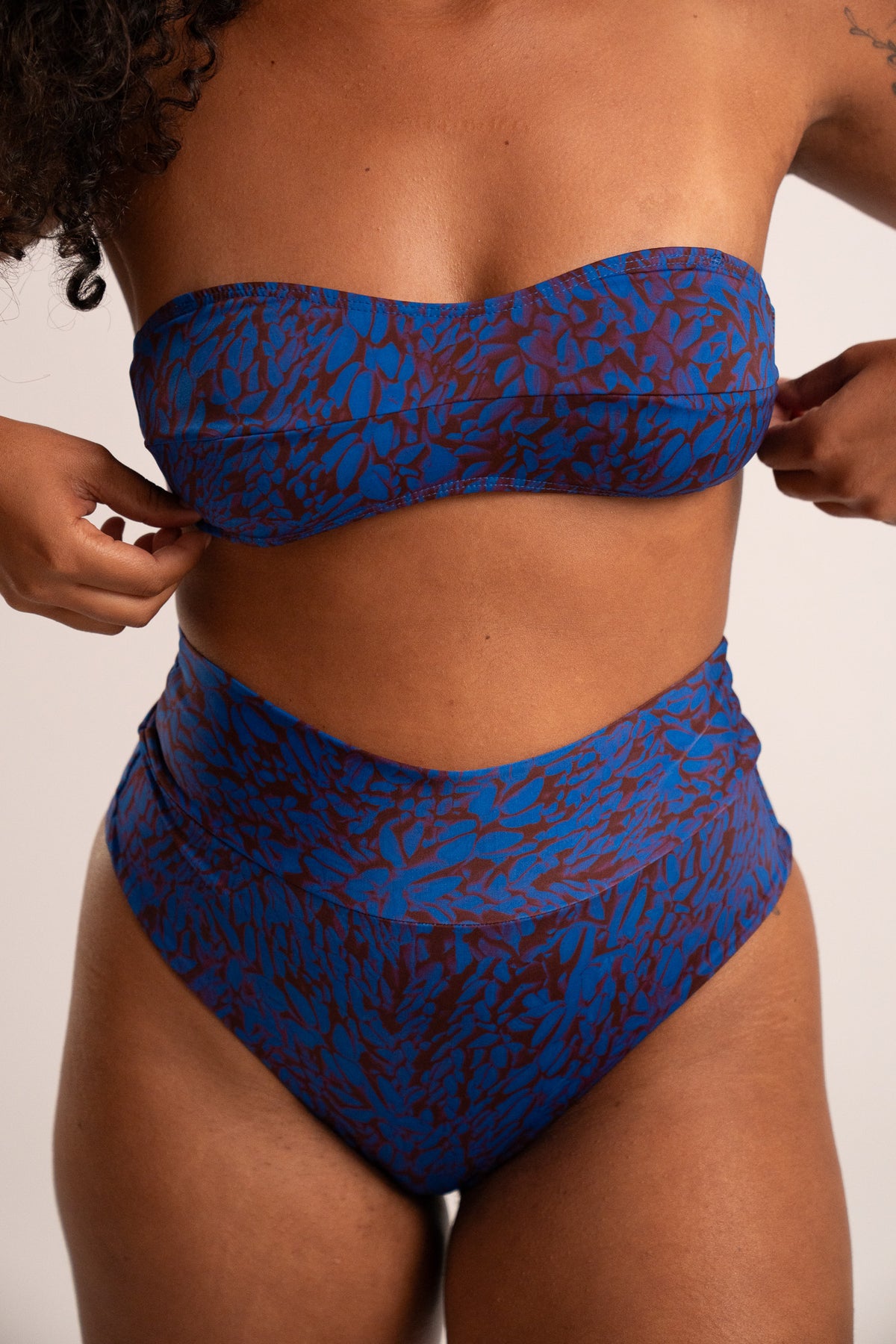 DELICE HOT DELTA COM COS