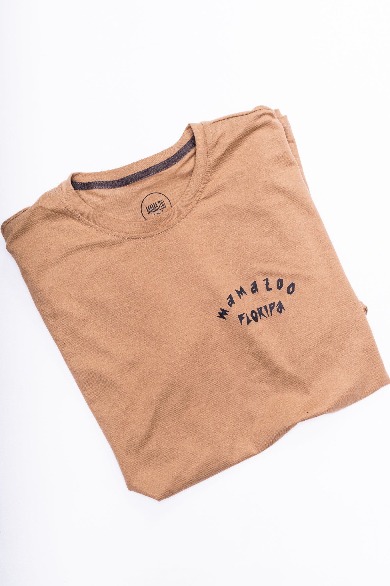 Camiseta 100% Algodao Organico e Tingimento Natural