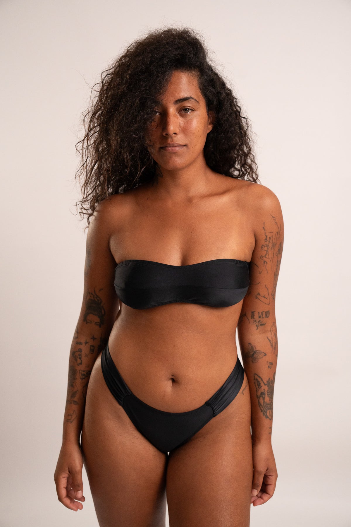 Preto Brilho Top Bandeau